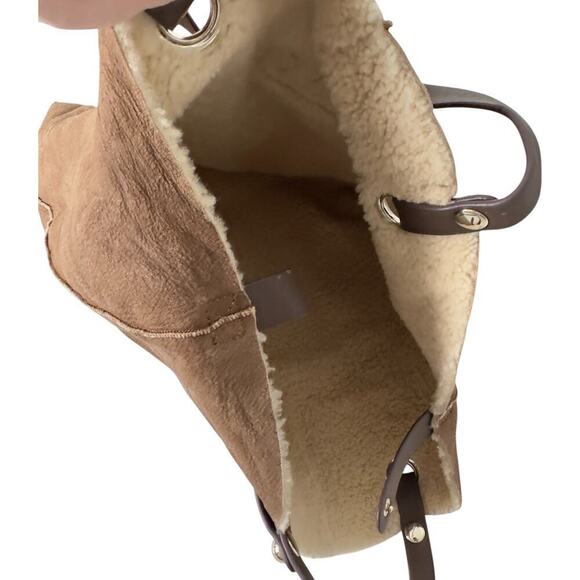 UGG Jane Shearling Brown Tote Bag - Picture 12 of 13